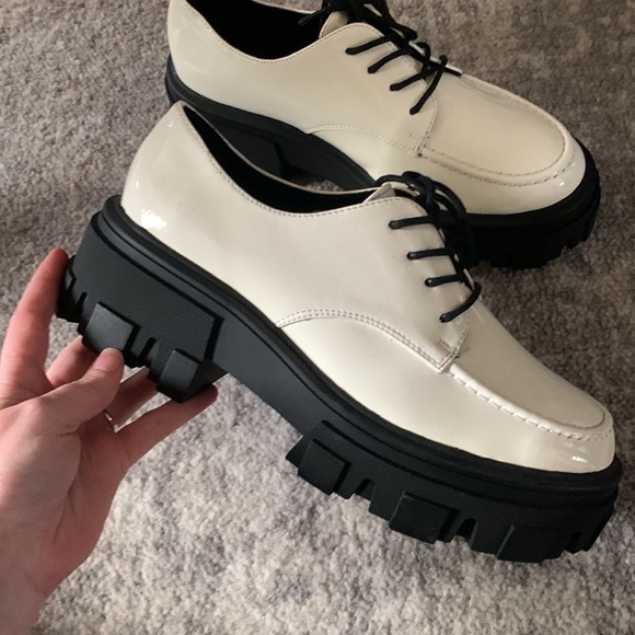 BRAND NEW ASOS WHITE Lace up Loafers 👞 - Picture 1 of 10